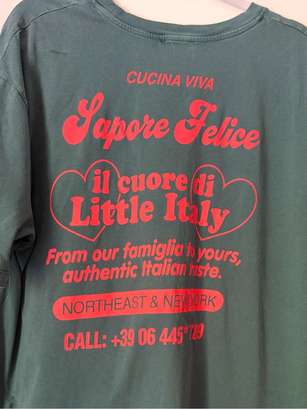 Green zara slogan pizza shop T-Shirt with Red Italian Graphic